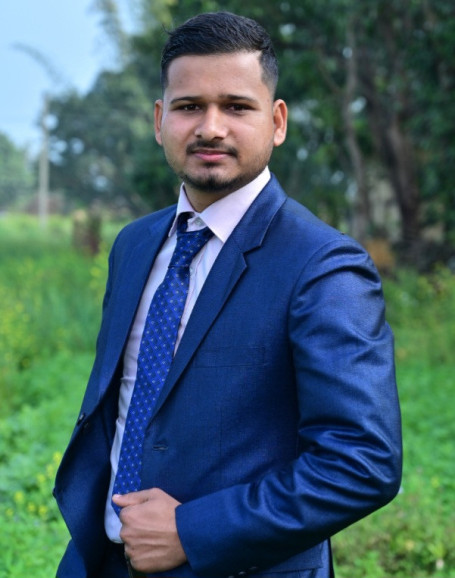 नविन भट्ट